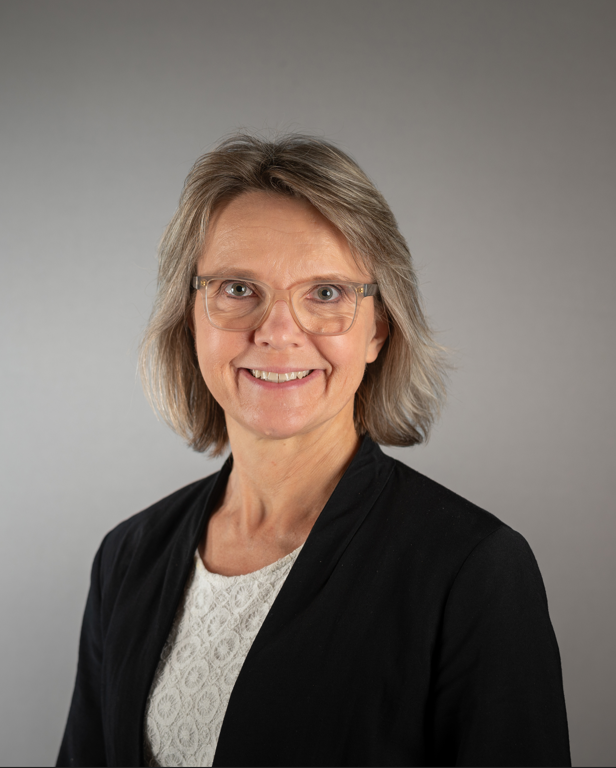Photo of Sharon Duffy